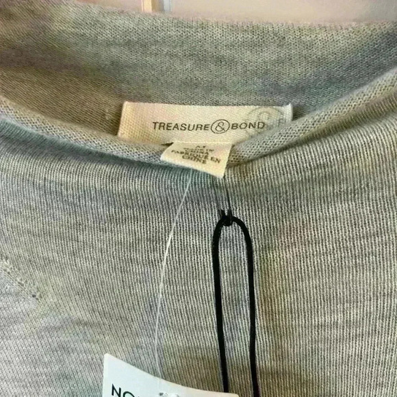 Treasure & Bond viscose and cashmere blend sweater NWT - Picture 3 of 5